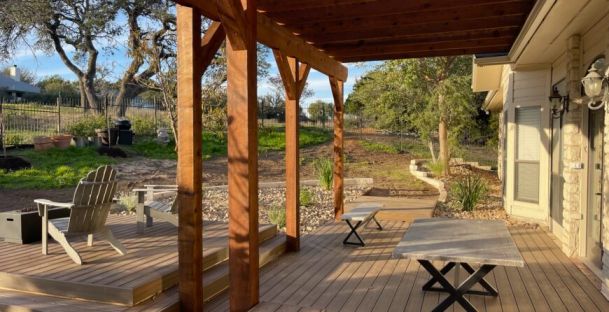 Central Texas guide to best deck materials and contractor