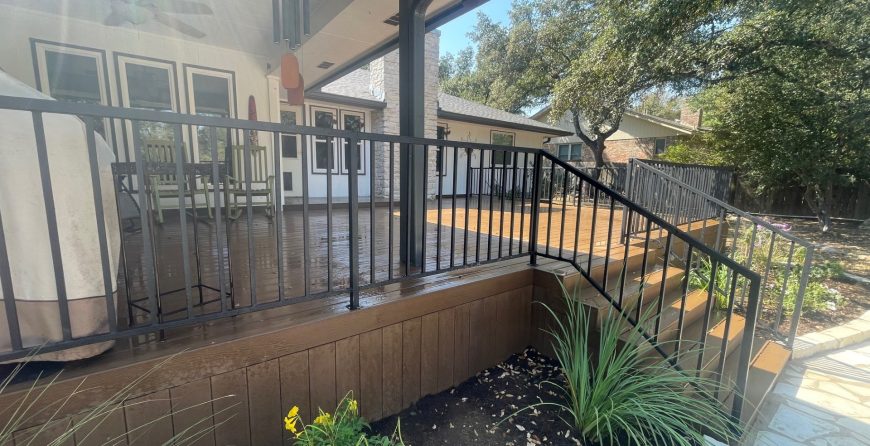 Central Texas guide to best deck materials and contractor