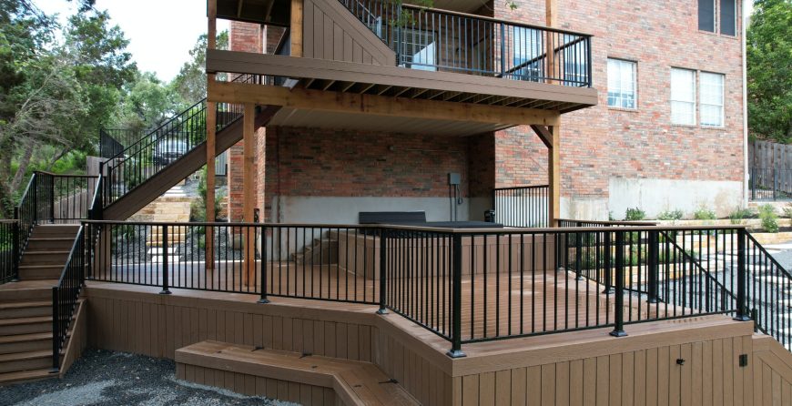 Central Texas guide to best deck materials and contractor