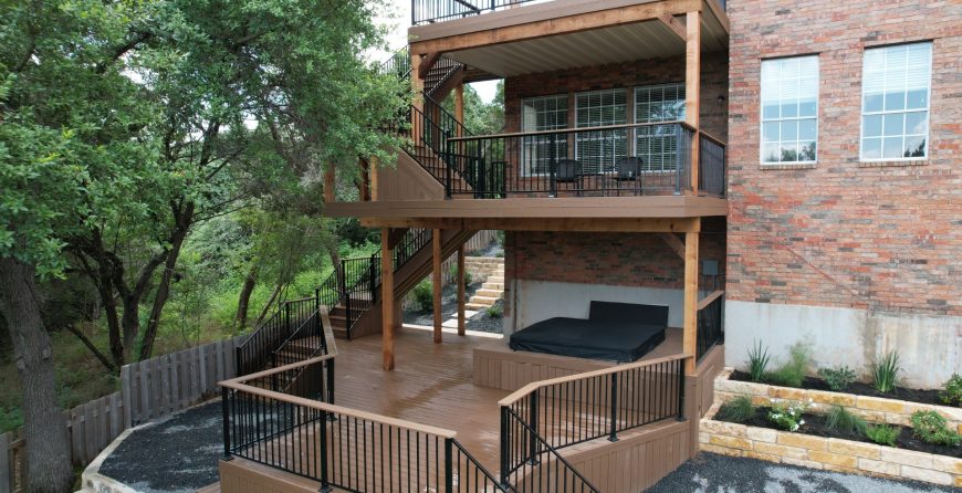Central Texas guide to best deck materials and contractor